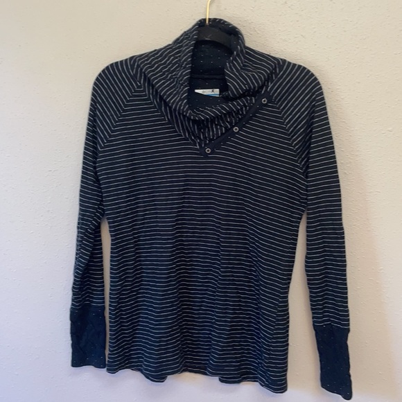 COLUMBIA SPORTSWEAR Women’s Long Sleeved Shirt - Picture 8 of 9